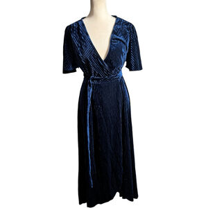 Size M Navy Blue Velvet Short Flutter Sleeve V-Neck Wrap Maxi Dress Simplee